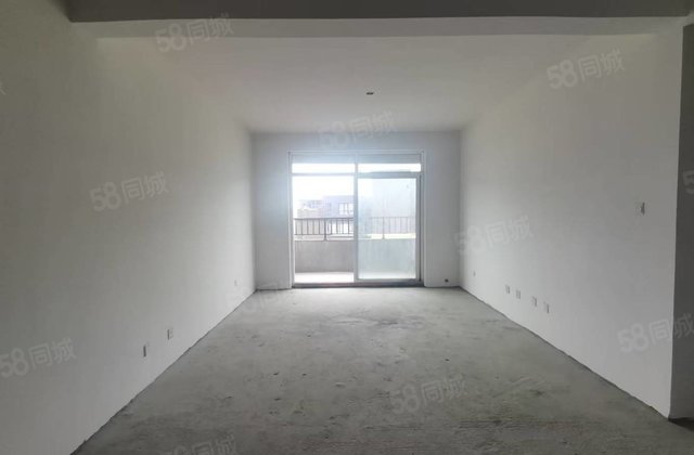 仕府大院4室2厅146㎡57万二手房图片