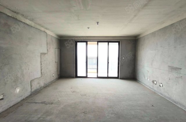 巨能城海珀苑4室2厅160.51㎡129万二手房图片