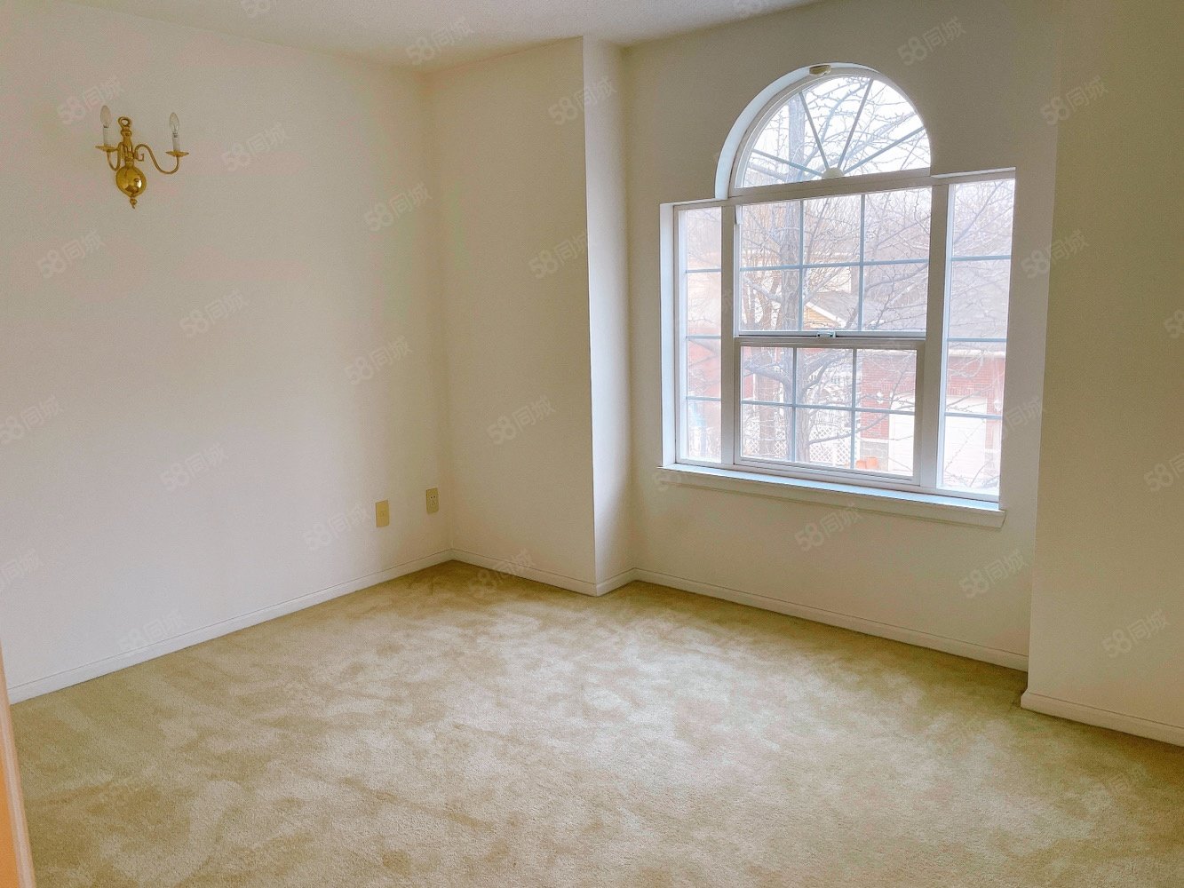 波特蘭花園8室3廳3衛(wèi)429.61㎡南北1988萬