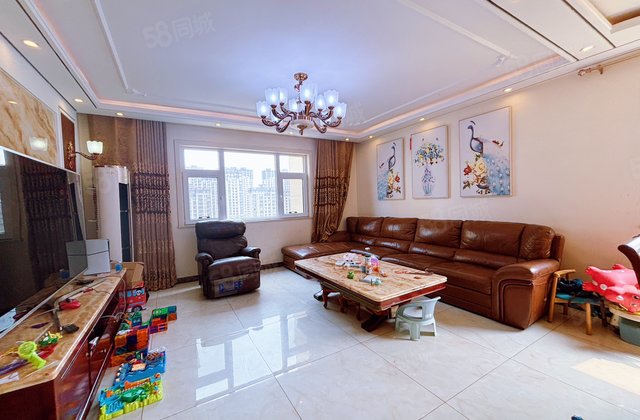 昌润路东 精装修拎包入住 东边户 免大税带储 可按揭