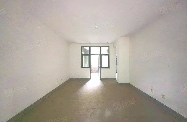 龙城1号3室2厅124.36㎡135万二手房图片