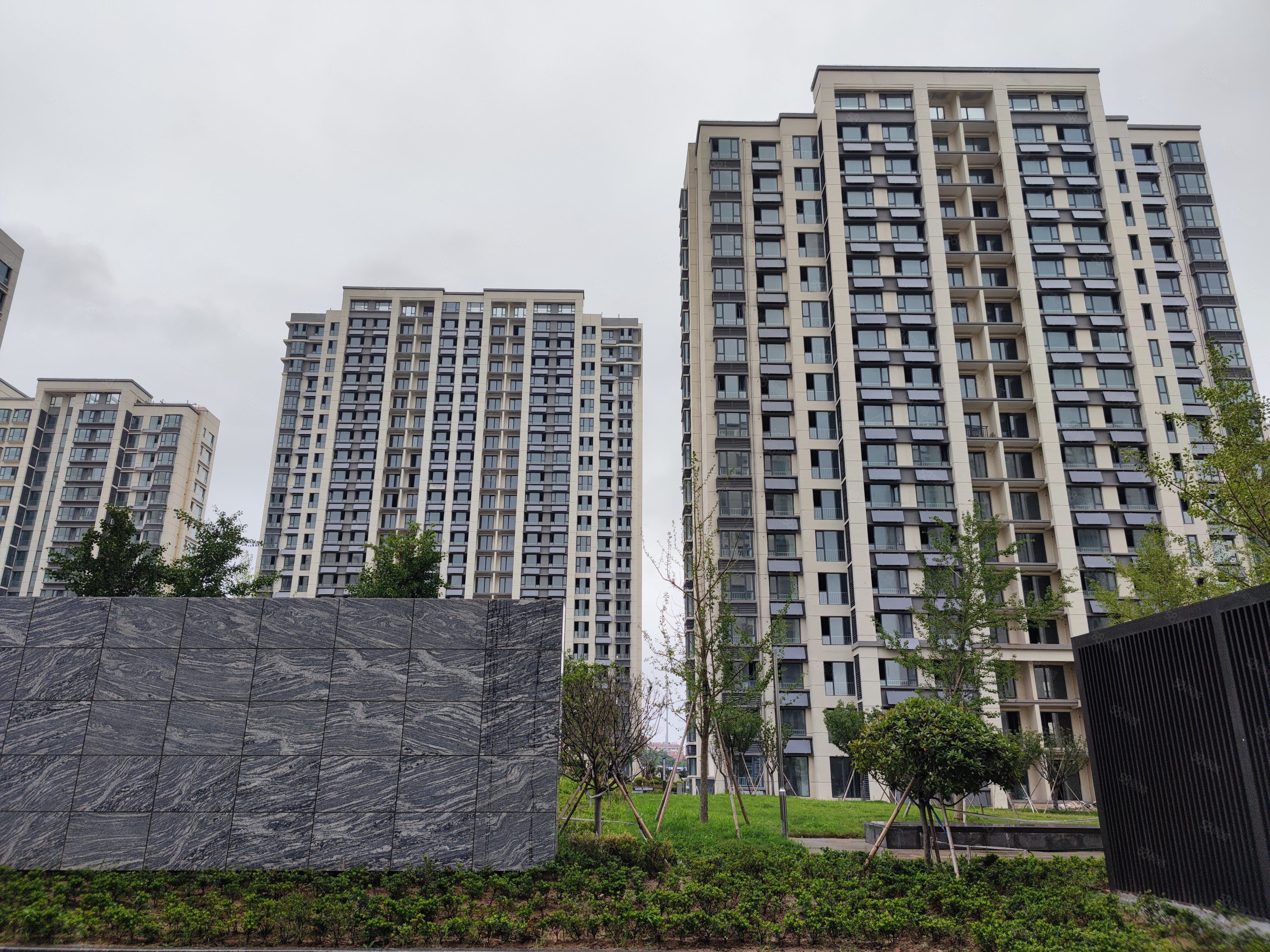 10图】石岛标杆楼盘,龙头企业开发,两千平业主会所配套,赤山锦绣华府