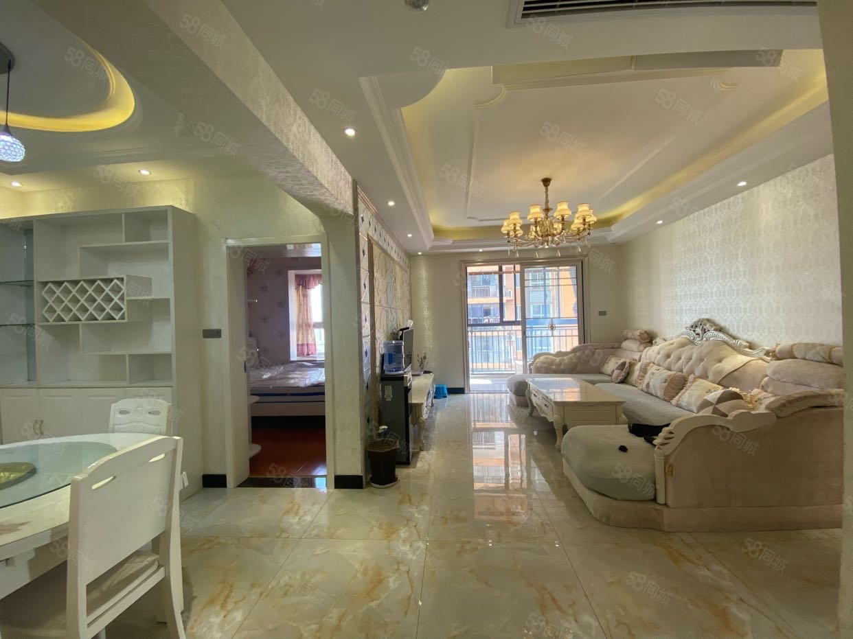 东方国际园3室2厅1卫102㎡南北46.8万