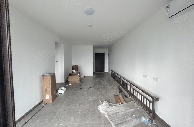 急急急售！商品新房 湖语上苑 精装修三室两卫 送车位随时看房