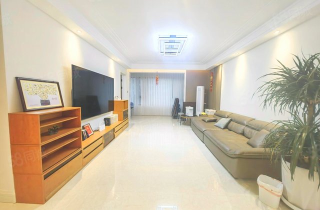 融创御湖宸院4室2厅148.82㎡148万二手房图片