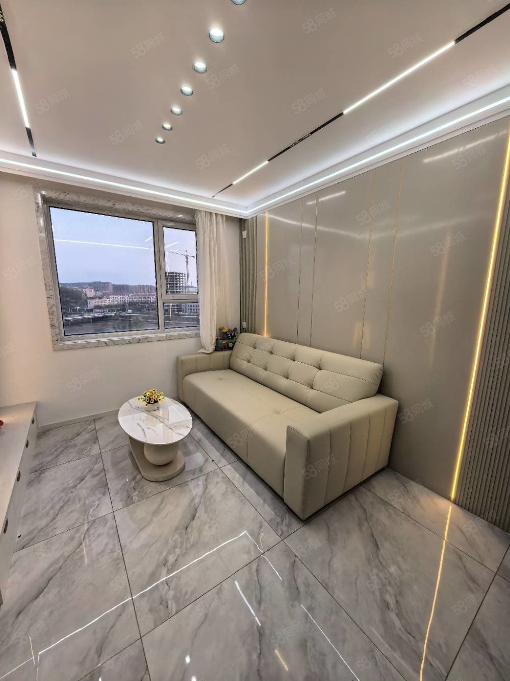 友谊花园1室1厅1卫51㎡南16.8万