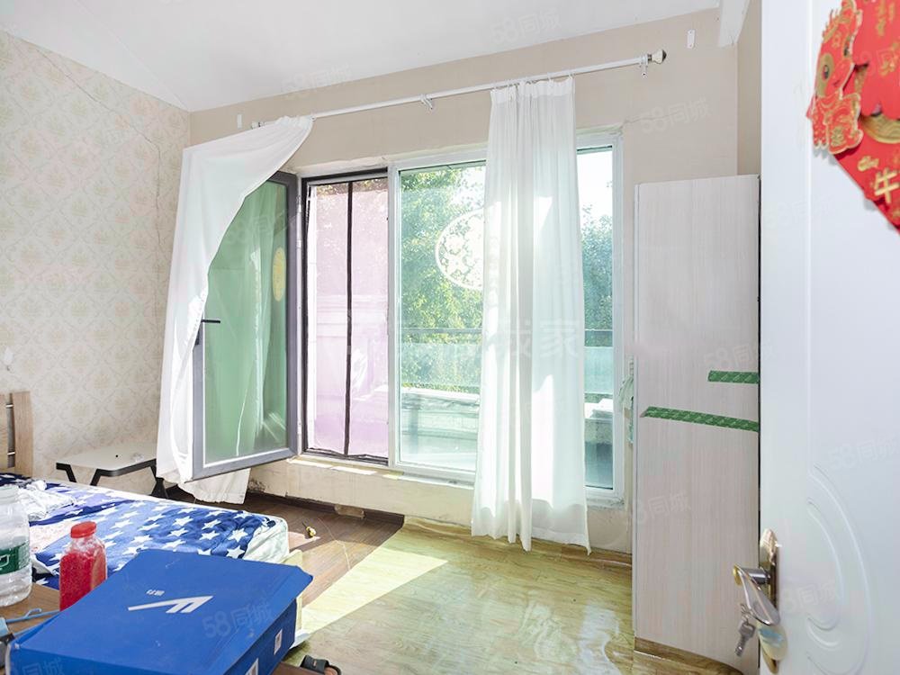 江南山水(別墅)7室3廳5衛(wèi)264.31㎡南北1399萬