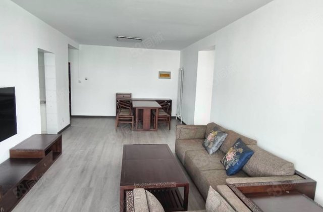 水岸 一小一中 带车位 大3室 全明户型 进电梯有梯控卡