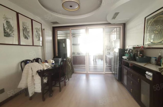 急售 龙山花园 出了家门就进校门的三居室精装修