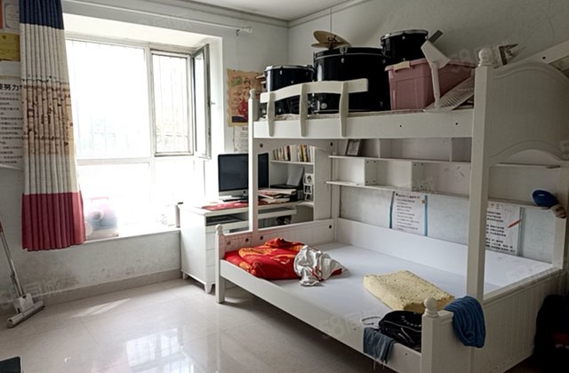 周围  配套全 医疗配套成熟 商圈成熟 南北通透 低密宜居