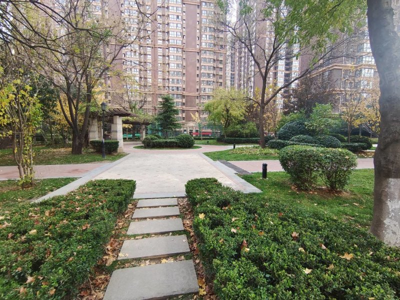 灞业大境(西区)3室2厅2卫128.96㎡南北180万