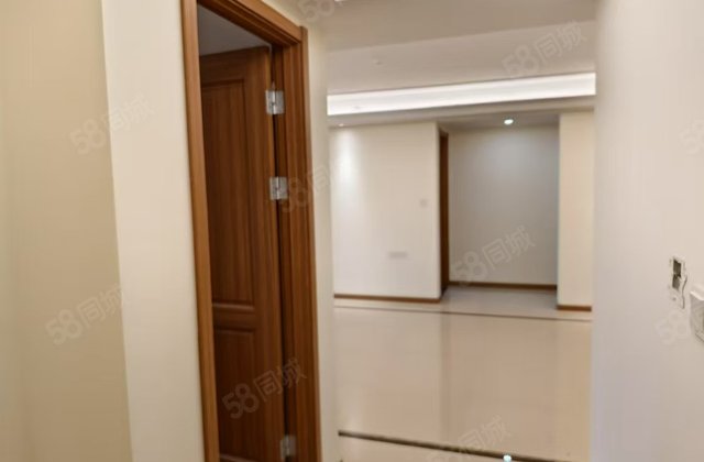 民生金科集美壹品双卫格局 高楼层视野好 前面   ，诚心出售