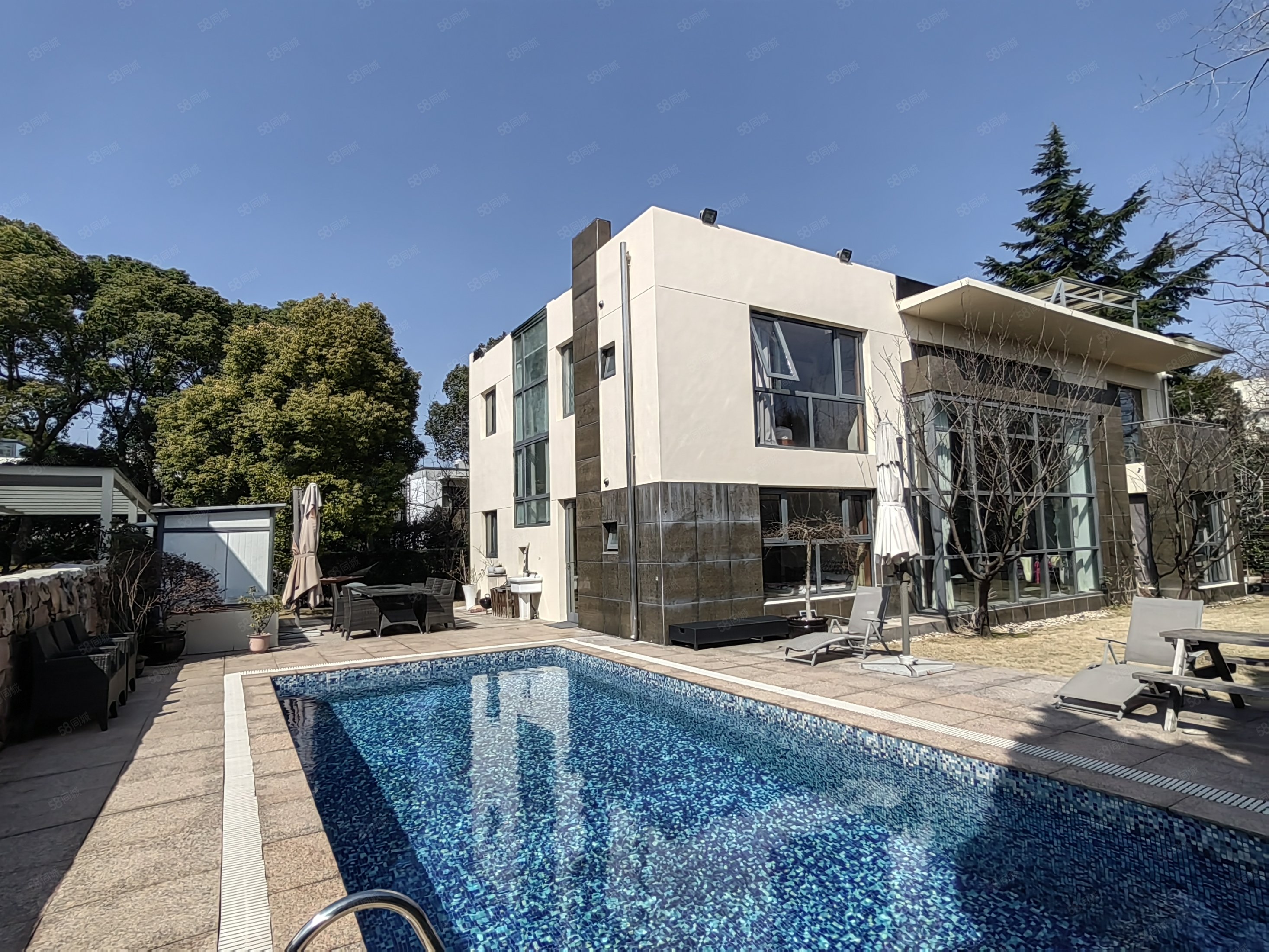 【10图】居礼别墅,新出带泳池的独栋别墅,挑空客厅设计,居礼别墅-上海