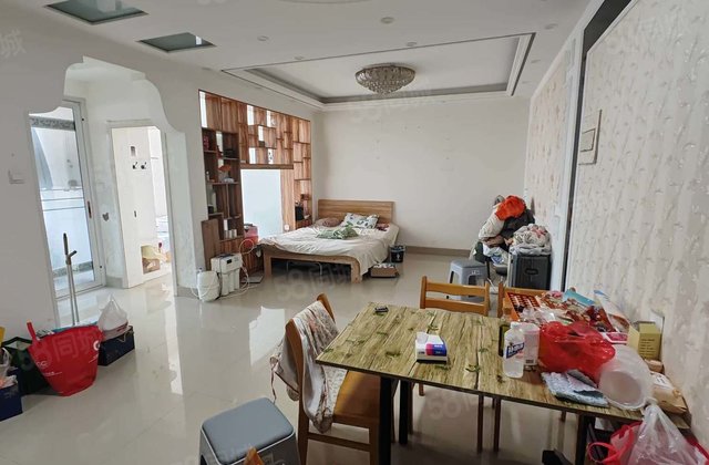 香江 南北通透 近医院 楼层好 居住密度低 商业配套成熟