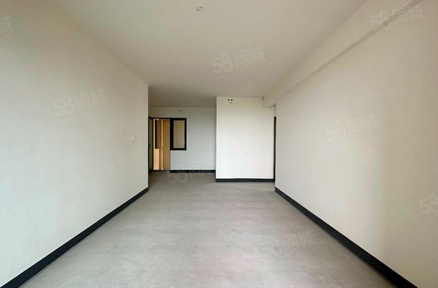 约克郡壹號湖畔3室2厅113㎡122万二手房图片