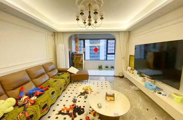 华侨城天鹅堡3室2厅136.11㎡126.5万二手房图片