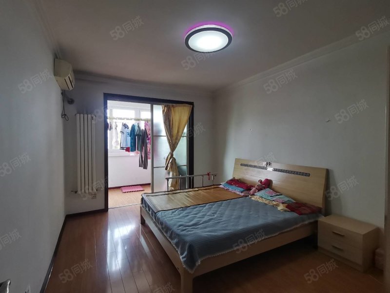 世纪景园4楼 临广场 采光很好 三室两卫 业主包税,世纪景园-濮阳58