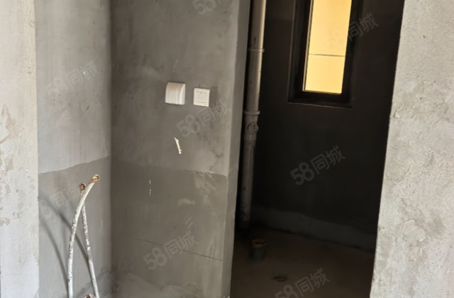 唐辉一品3室2厅130㎡41万二手房图片