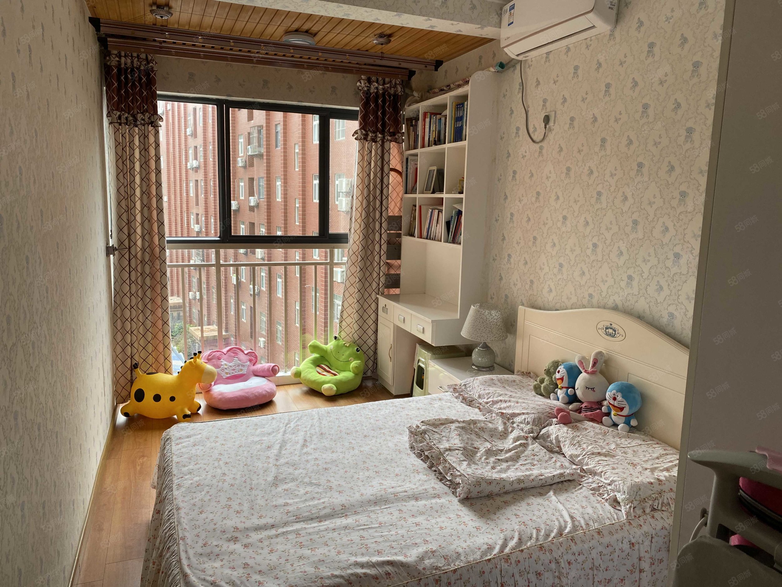 铸邦红果林二期3室2厅2卫118㎡南北58.8万