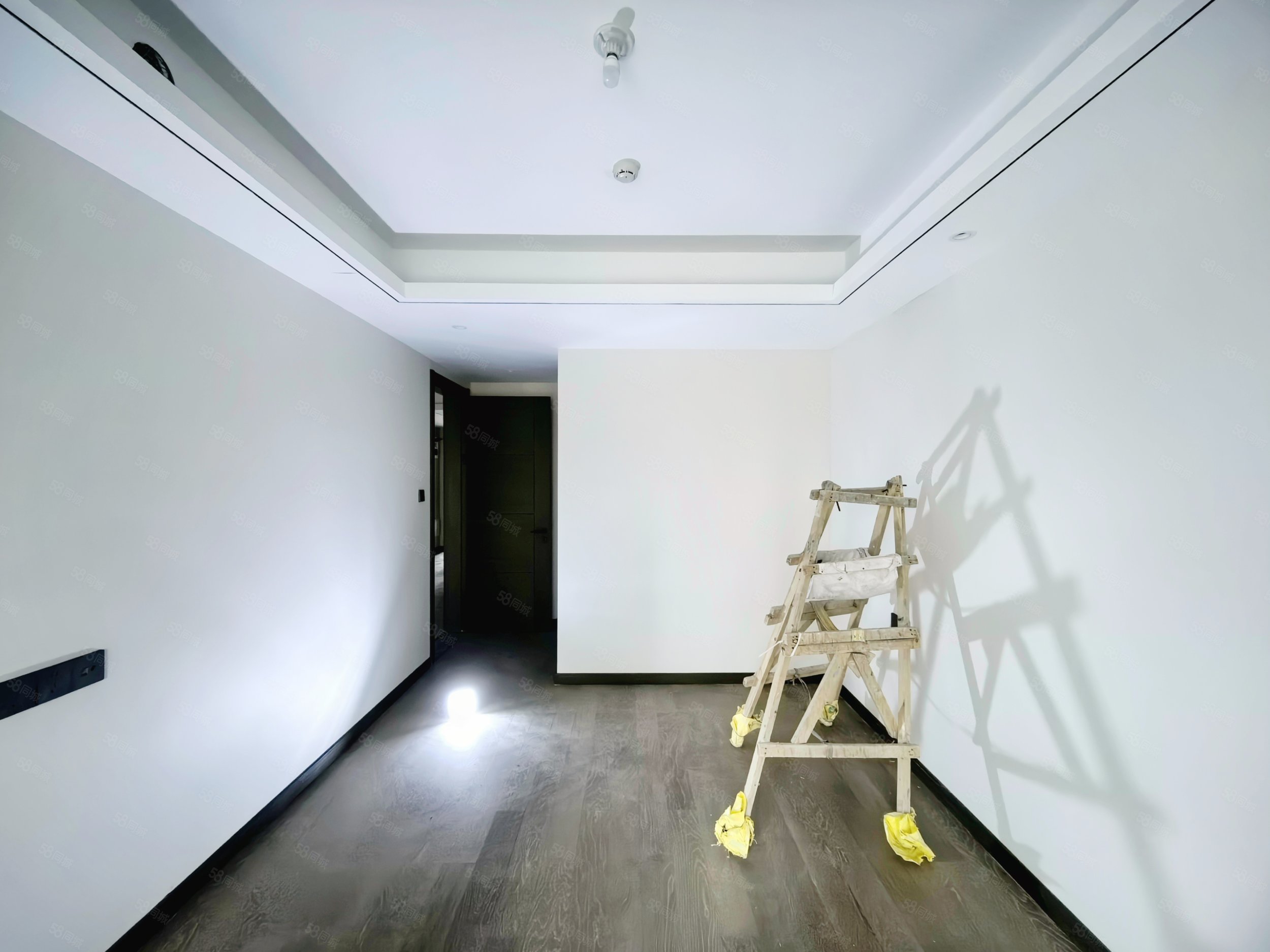 万科理想拾光3室2厅2卫121㎡南129万