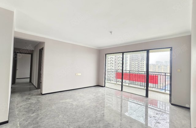 七中 新房未住 云麓九里 好楼层 小高层 精装四室 赠车位