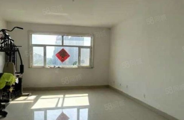 二中南光岳路 海德公园东边户三室两卫带车位储藏室免大税可按揭