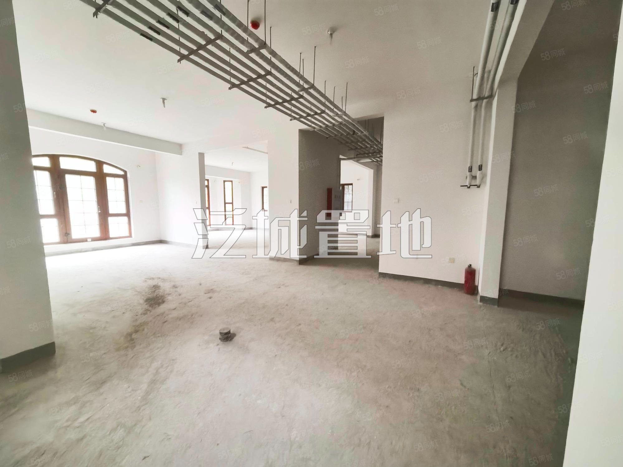 凱德麓語4室1廳3衛(wèi)712㎡南北1450萬