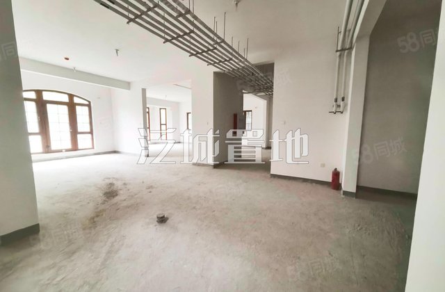 凱德麓語4室1廳3衛(wèi)712㎡南北1450萬