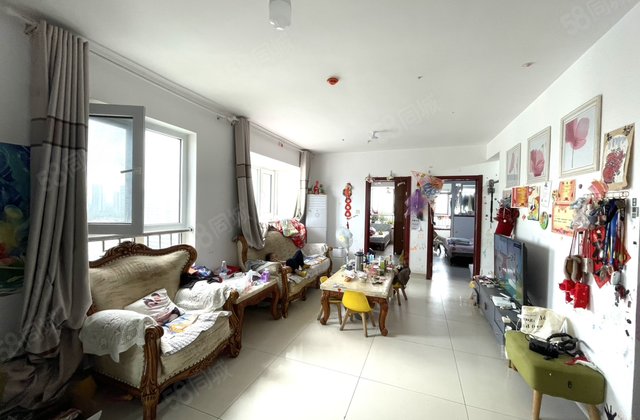 文轩中学外国语 羡林苑 三室 中间楼层 南北通透 车储