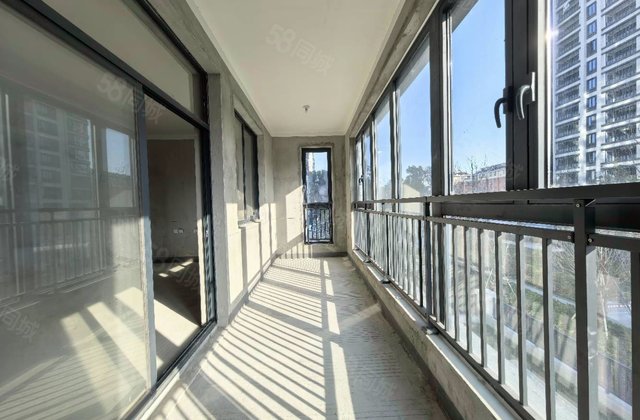 湖畔春晓3室2厅131㎡95万二手房图片