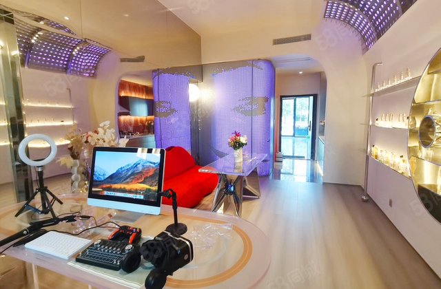 梦魔方广场2室2厅31.82㎡40万二手房图片