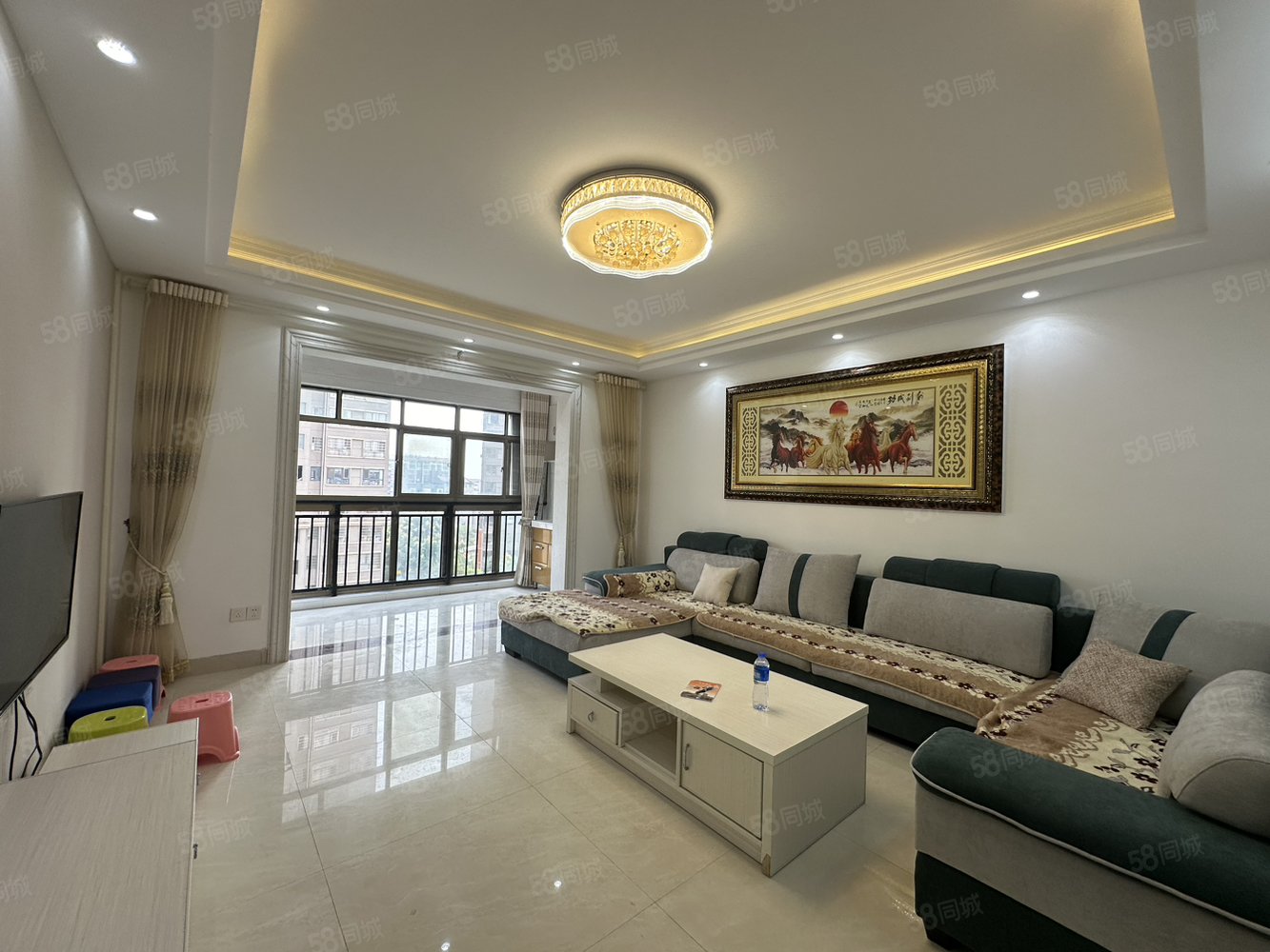 华鼎中央城3室2厅2卫125㎡南北81万