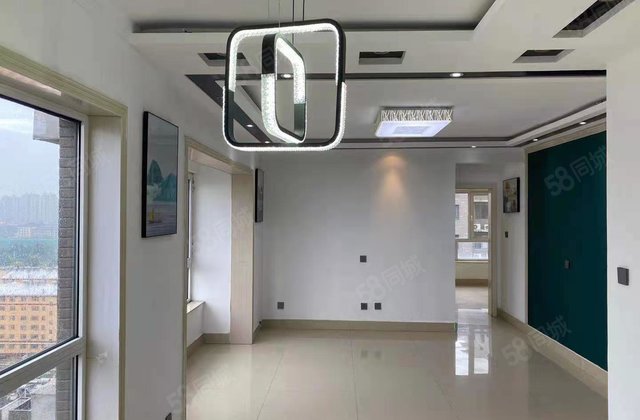 急售！阿卡二期！精装修！东边户！采光好！随时看房！