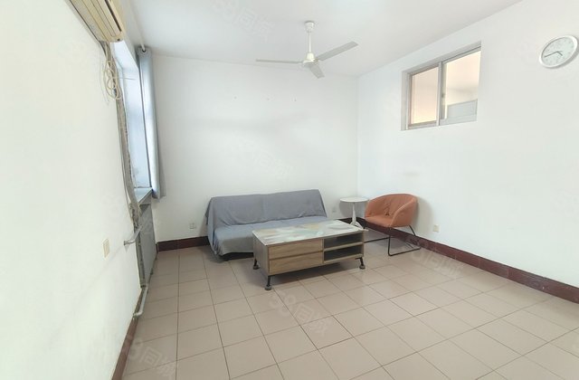 文轩本部 一中家属院 带储藏室 免大税 看房方便