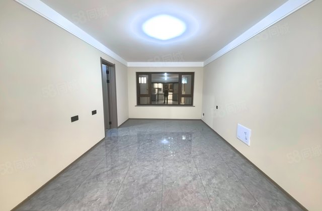 万科时代都会3室2厅105㎡81万二手房图片