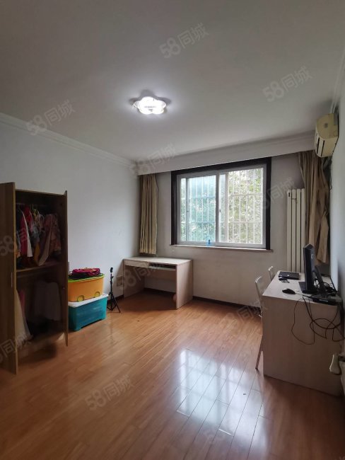 世纪景园4楼 临广场 采光很好 三室两卫 业主包税,世纪景园-濮阳58