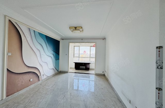 东昌路上 大润发 南北通透户型 中央丽都 三室两卫 带储