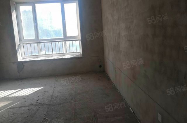 香城檀香园3室2厅126㎡73万二手房图片