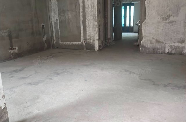 荣盛塞纳荣府(别墅)5室2厅375㎡255万二手房图片