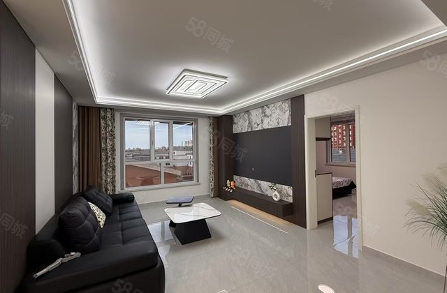 汇德国际3室2厅1卫113㎡南北59.8万