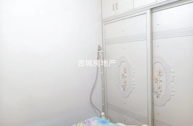 蓝色港湾3室1厅100㎡30.8万二手房图片