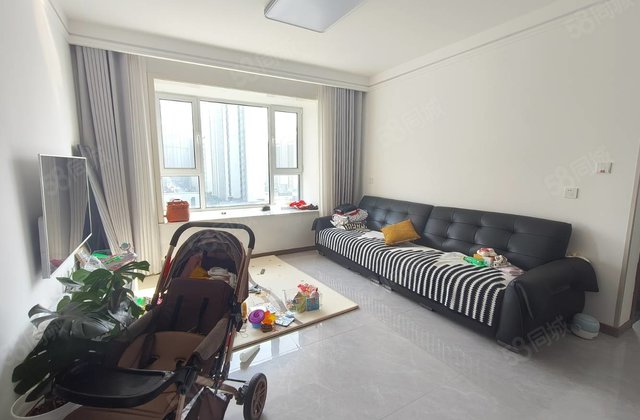 水城印象，精装修婚房！送车位地下室！拎包入住！边户南北通透