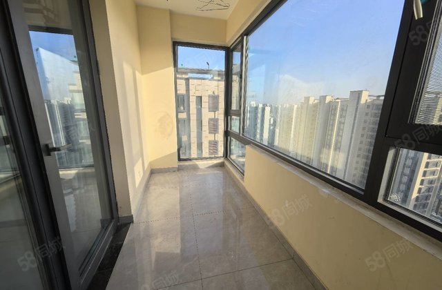 单价6七千多新小区 送车位储藏室 东边户~双位 水城印象