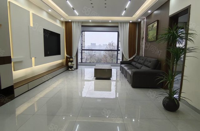 檀宫4室2厅175㎡109万二手房图片