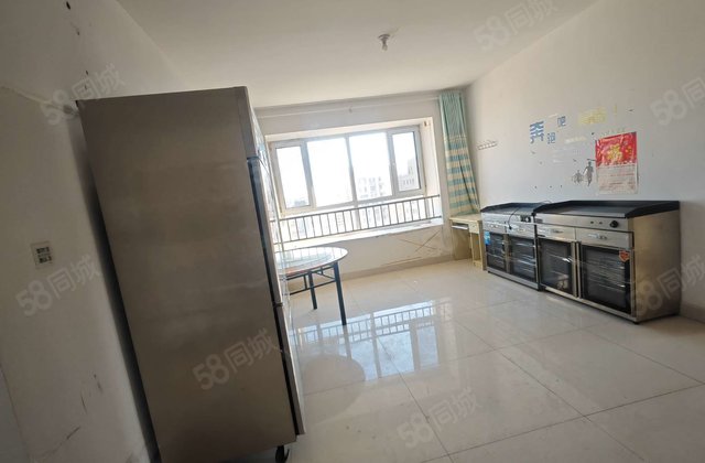 湖边 绿城      东边户 价格可聊