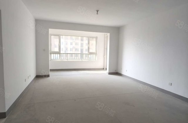 昌润莲城170平低价急售156万带储藏室可按揭毛坯新房未住