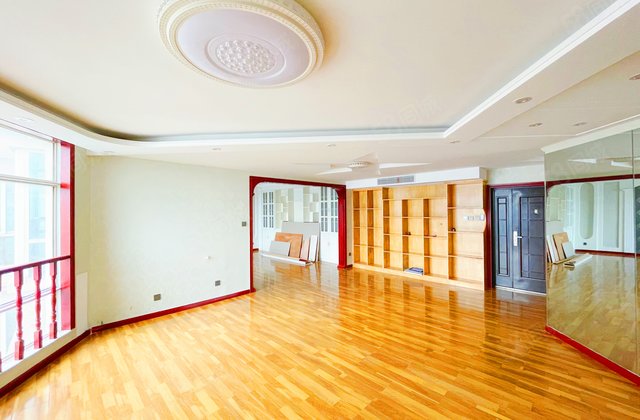 帝湖花园西王府4室2厅211㎡179万二手房图片