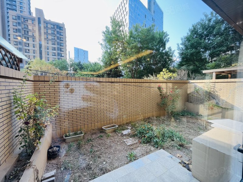 金域華府東(金域華府二期)2室2廳1衛(wèi)92.7㎡南528萬