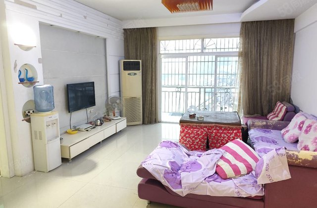 思南城北农贸市场4室2厅148㎡42.8万二手房图片