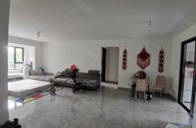 三叶草 电梯洋房振兴东路 莲湖新城 莲湖湾三室两卫 有钥匙